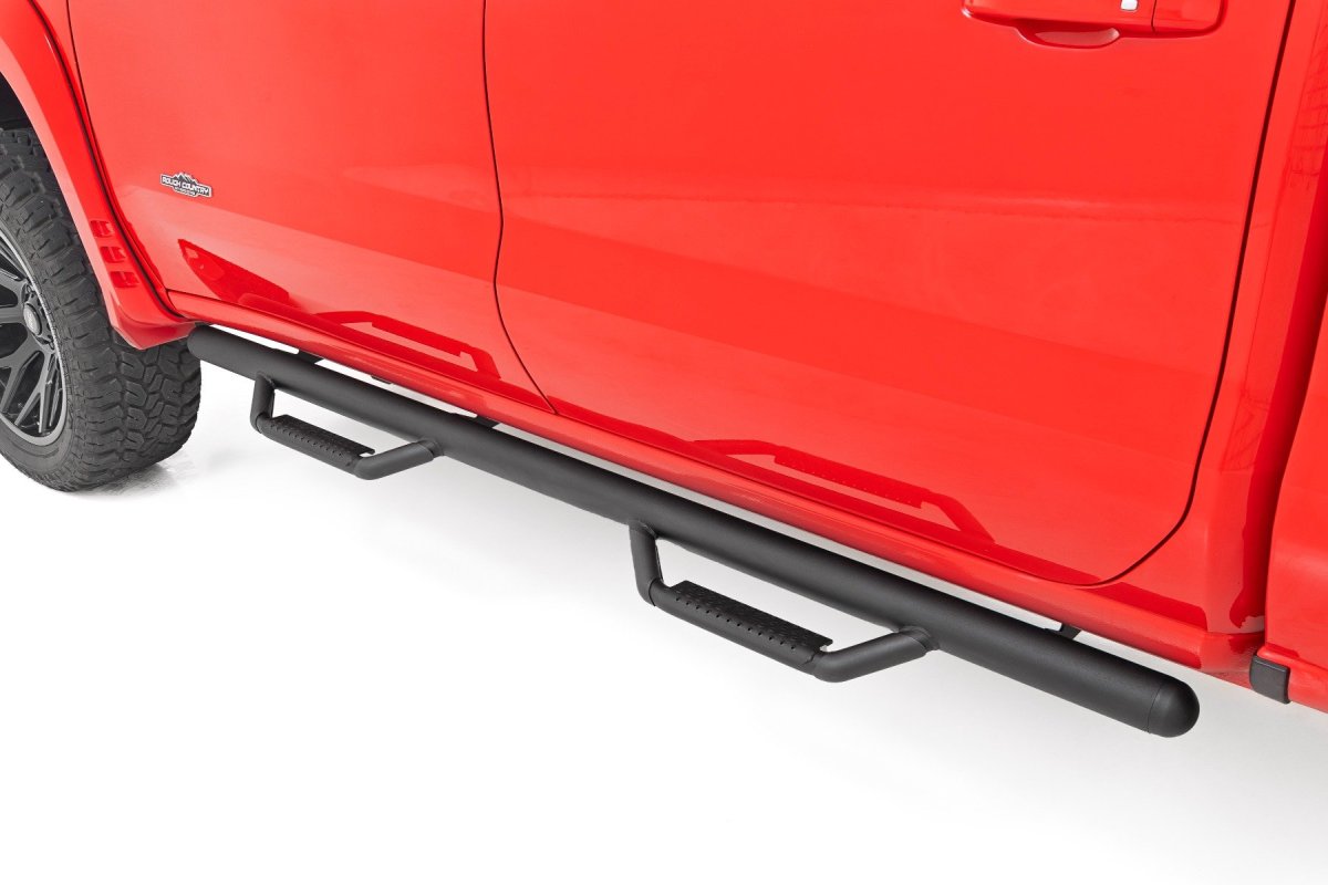 GMC Sierra 1500 Nerf Steps - Rough Country - Cab Length, Crew Cab - '19-'24